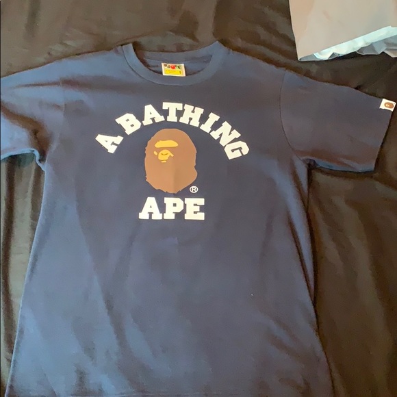 BATHING APE SHIRT (MEN) SIZE SMALL - Picture 2 of 4